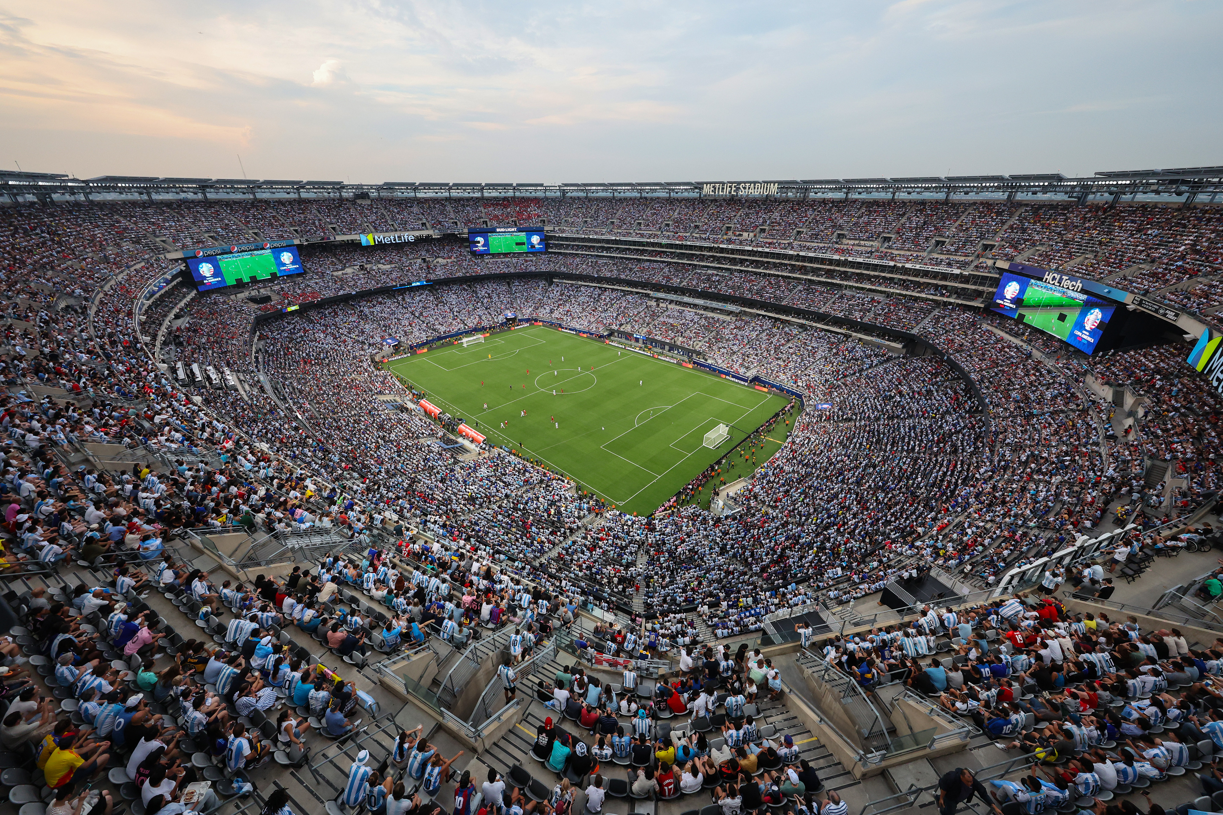 Стадион MetLife примет финал чемпионата мира по футболу 2026 года