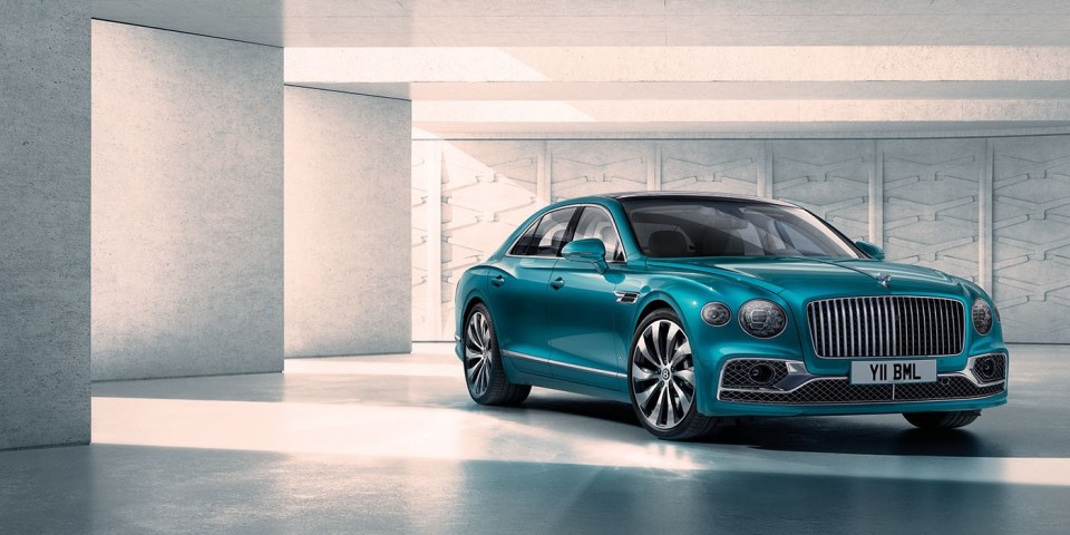 Рашфорд купил Bentley Flying Spur Azure за 200 тысяч фунтов стерлингов, чтобы ездить на нем